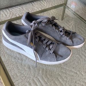 PUMA suede casual sneakers